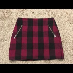 Plaid mini skirt